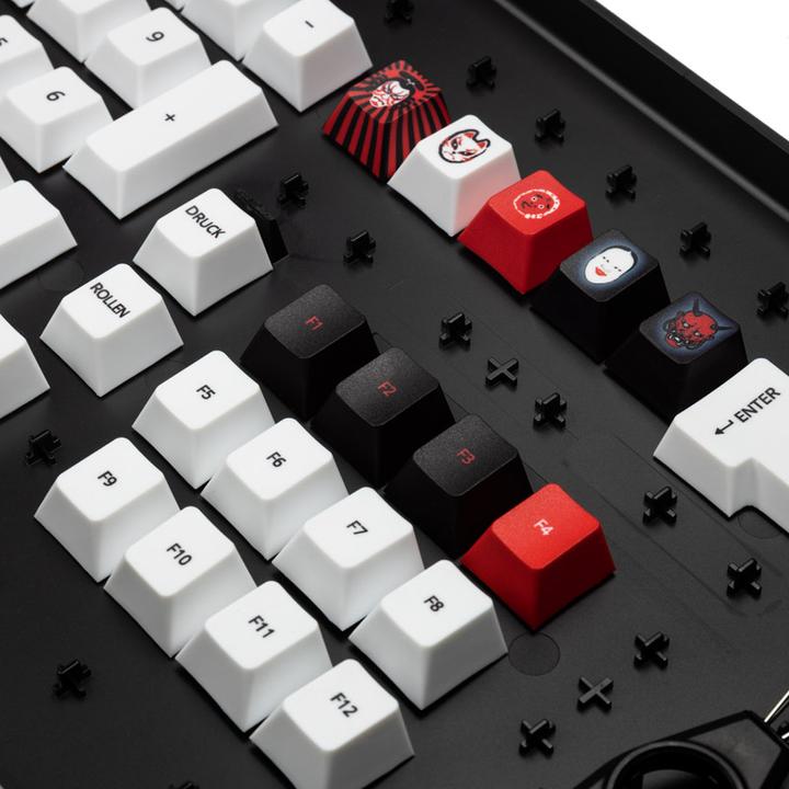 Actual product image Traitors Kabuki