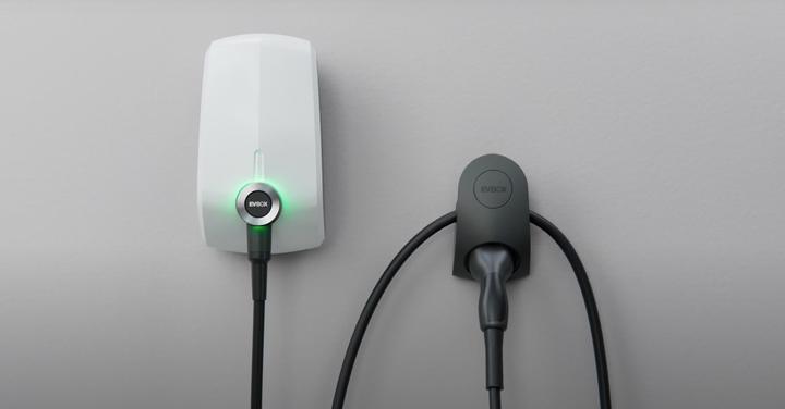Image du produit EVBox Elvi (Type 2, 11 kW, 16 A, Câblé en dur)