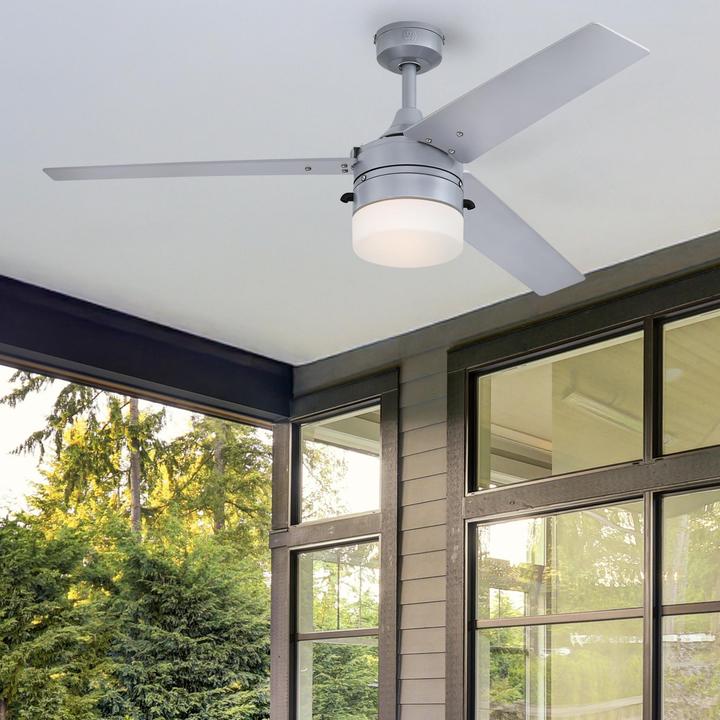 Image du produit Westinghouse Outdoor Deckenventilator Riverton Silber mit Licht (54 dB)