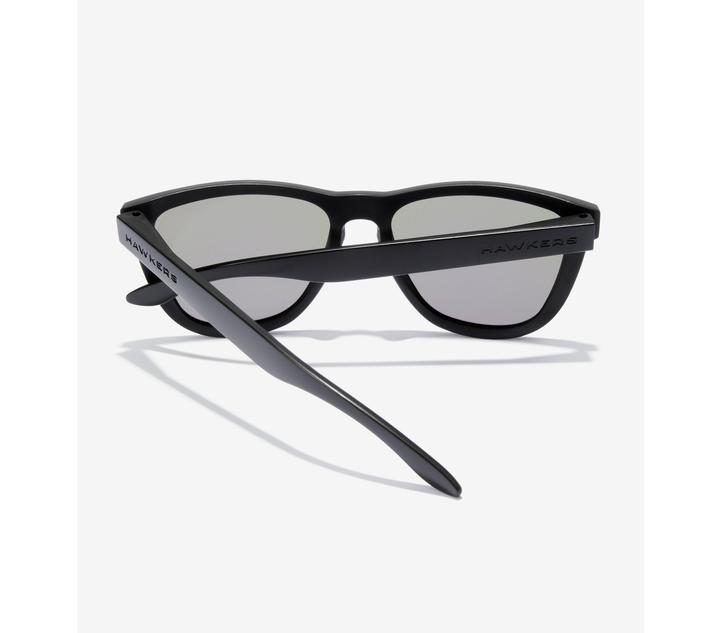 Produktbild Hawkers polarisierte Sonnenbrillen One Raw Schwarz Smaragdgrün (Ø 55,7 mm)