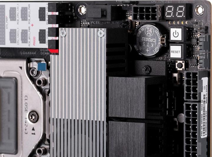 Produktbild ASUS PRO WS WRX90E-SAGE SE (sTR5, AMD WRX90, SSI EEB)