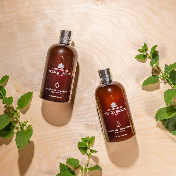 Produktbild Molton Brown Nettle Volumising Shampoo (300 ml, Flüssiges Shampoo)