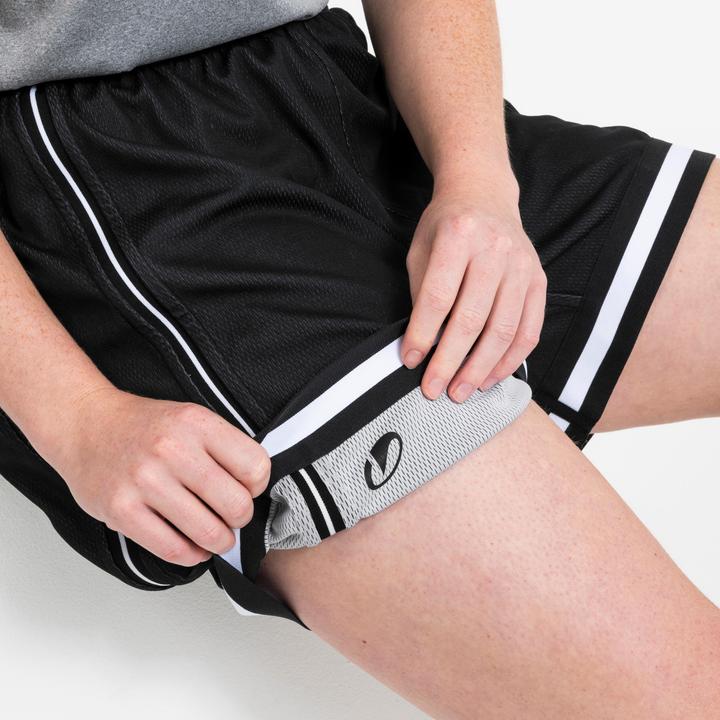 Actual product image Kipsta Damen/Herren Basketball Shorts wendbar leicht - SHR 500 schwarz-weiss (M)