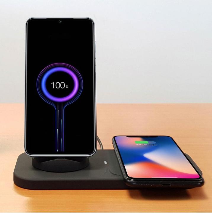 Produktbild Akashi USB-C / Lightning / Micro-USB / QI 4-in-1 Ladestation (10 W)