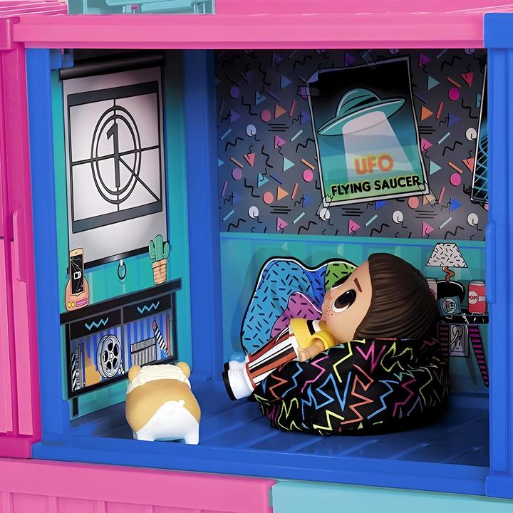 Actual product image MGA Fashion Show House