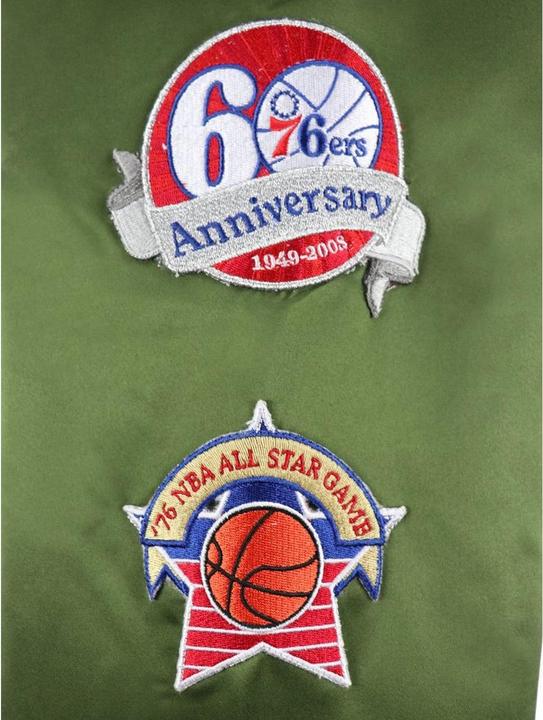 Actual product image Mitchell & Ness M&N Satin Bomber Veste - FLIGHT Philadelphia 76ers olive (M)