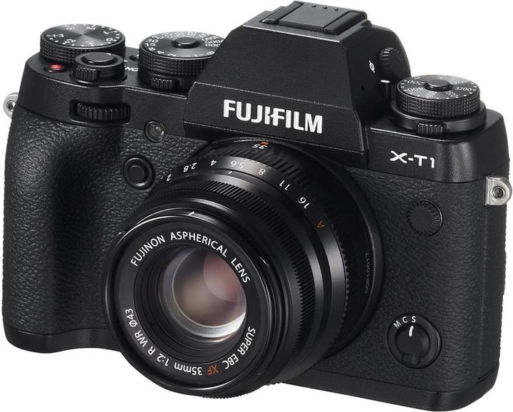 Produktbild Fujifilm Fujinon XF 35mm f/2 R WR (Fujinon XF, APS-C / DX)