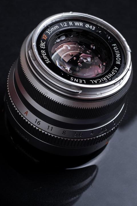Actual product image Fujifilm Fujinon XF 35mm f/2 R WR (Fujifilm Fujinon XF, APS-C / DX)