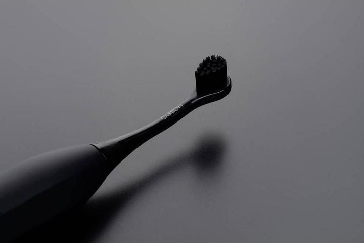 Image du produit Curaprox Hydrosonic Black is White (Brosse à dents sonique)