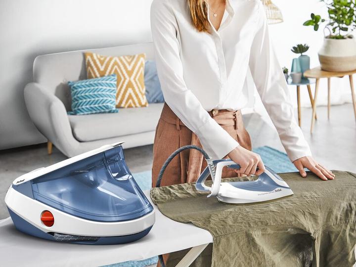Produktbild Tefal GV9710E0 Pro Express (3000 W, 580 g/min)