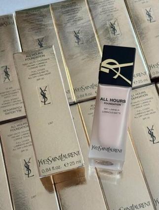 Produktbild Yves Saint Laurent All Hours Foundation Luminous Matte Liquid Foundation Ln1 25Ml (LN1)