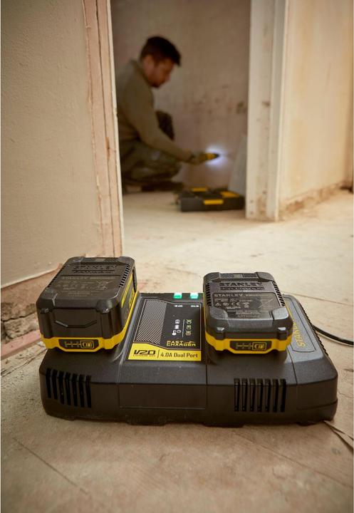 Produktbild Stanley FatMax Zweischacht-Schnell-Ladegerät SFMCB24 (18 Volt, 4 Ampere, 2 Akkus parallel laden, für (18 V)