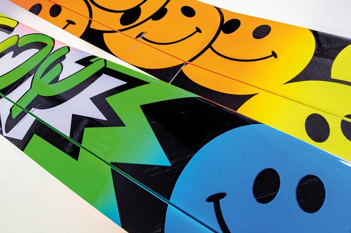 Actual product image Flyinger Joy F5J 2,5m Carbon Normal Version "Smiley" competition model by MH (Mykola Horb