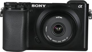 Actual product image Laowa 10mm 1:4 Pancake Sony E-Mount (APS-C) black (Manual Focus) (Novelty) (Sony E, APS-C / DX)