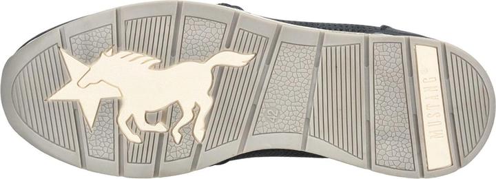 Actual product image Mustang Sneaker (42)