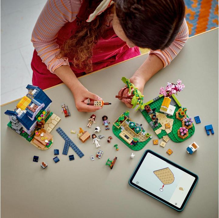Immagine prodotto LEGO Haus und Blumengarten der Imker (42669, LEGO Friends)