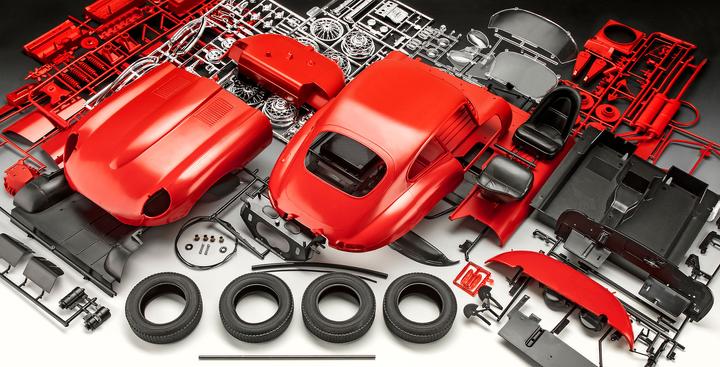 Actual product image Revell Jaguar E-Type