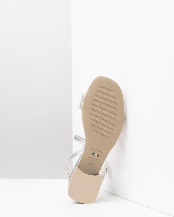 Actual product image Nero Giardini Sandalen (35)