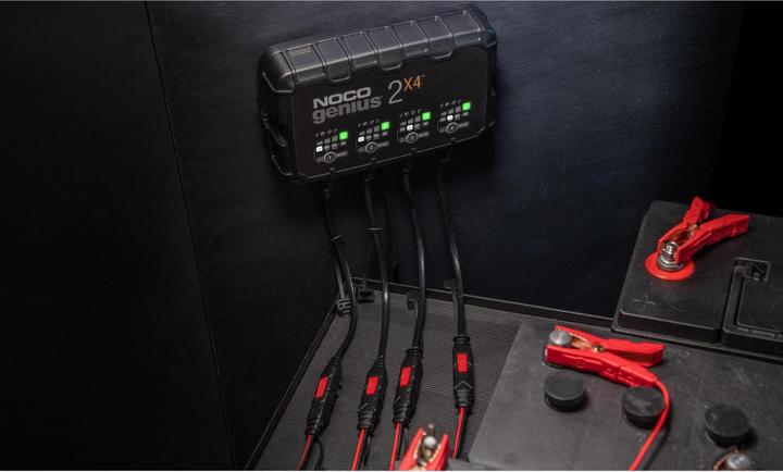 Produktbild Noco Genius 2X4 (12V, 6V, 12 A)