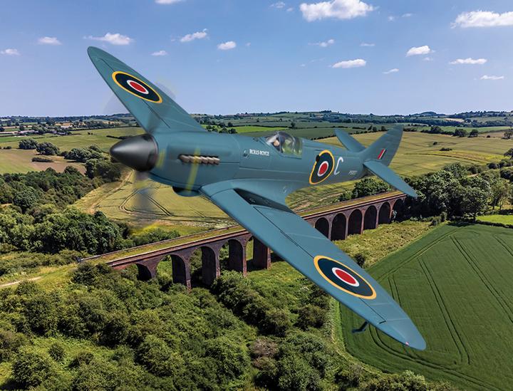 Produktbild Corgi Supermarine Spitfire PR.XIX G-RRGN PS853 Rolls Royce Heritage Hanger