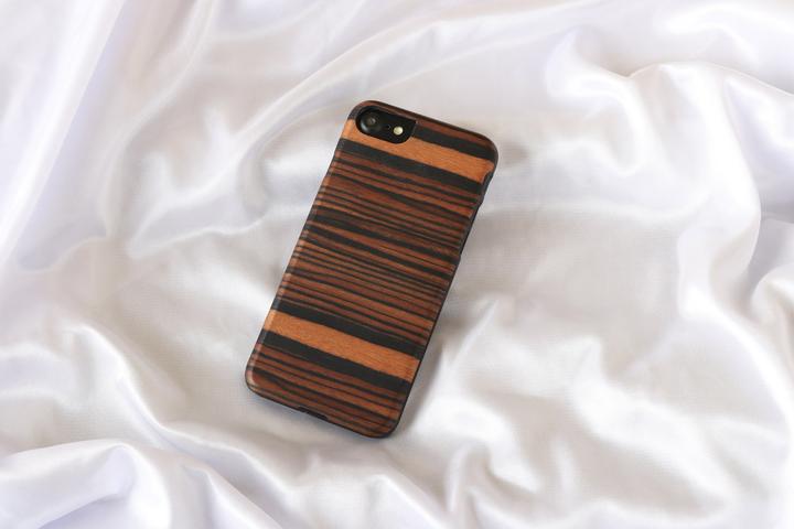 Immagine prodotto Man.Wand Custodia &WOOD per iPhone 7/8 ebano juodas (Apple iPhone 7)