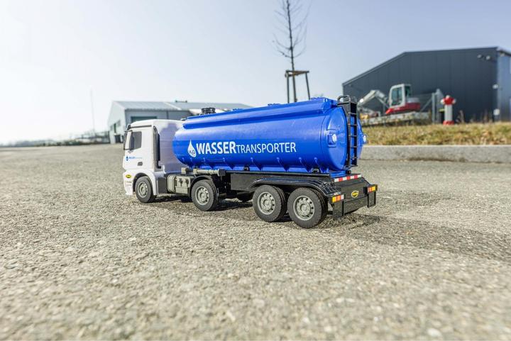 Produktbild Carson 1:26 MB Arocs Wassertransporter 100% RTR (RTR Ready-to-Run)