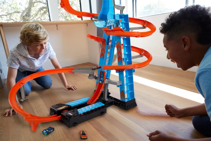 Actual product image Hot Wheels Sky Crash Tower