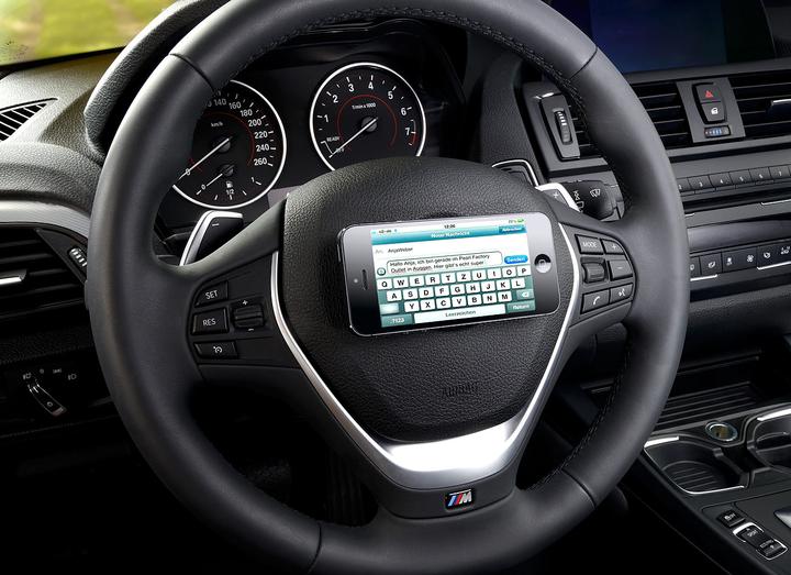 Actual product image Lescars Universal car mount to stick for all smartphones