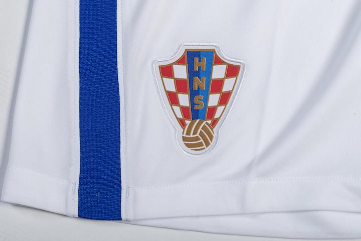 Produktbild Nike Kroatien Home Replica Kinder Short (XL)