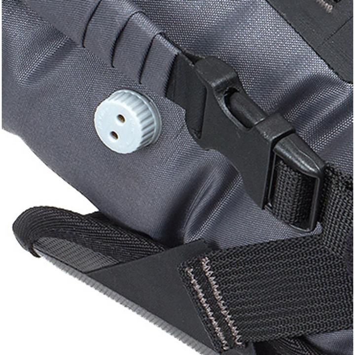 Actual product image Blackburn outpost elite (10.50 l, Saddle bag)