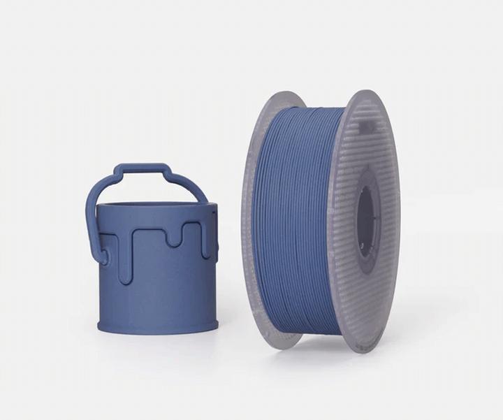 Immagine prodotto Bambu Lab Filamento PLA CF jeans blu 1kg (PLA, 1.75 mm, 1000 g, Blu)