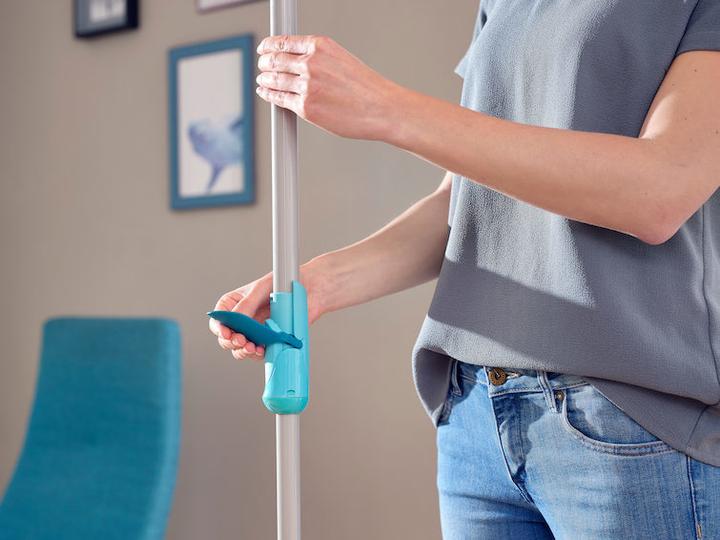 Actual product image Leifheit CLEAN TWIST Ergo Disc Mop Set (1 pcs.)