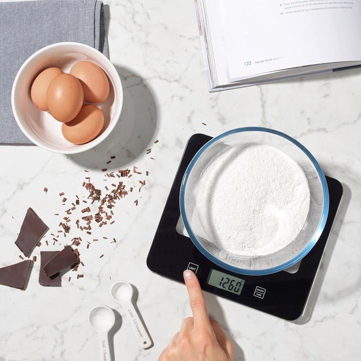 Image du produit Russell Hobbs RH015711AR Square digital scale 5kg black