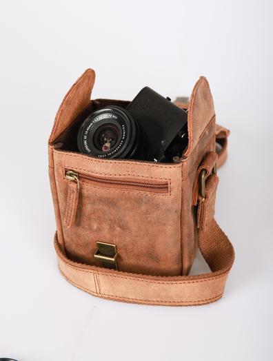 Produktbild Kalahari KAAMA LS-29 Fototasche Leder (Kamera Schultertasche)