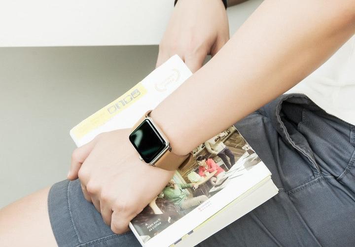 Produktbild Hermex Apple Watch 44mm / 42mm HOCO Echtleder Armband Band mit Adapter BRAUN (44 mm, 42 mm, Echtes Leder)