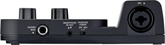 Produktbild Roland GO Mixer Pro-X Audio-Interface mit Kopfhörer