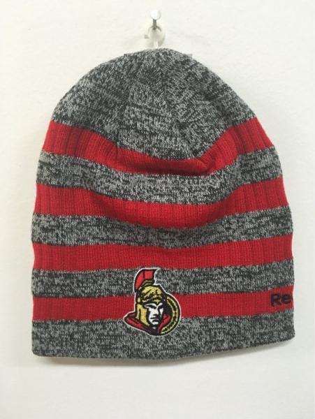 Actual product image Reebok Heather beanie cap OSFA (Chicago)