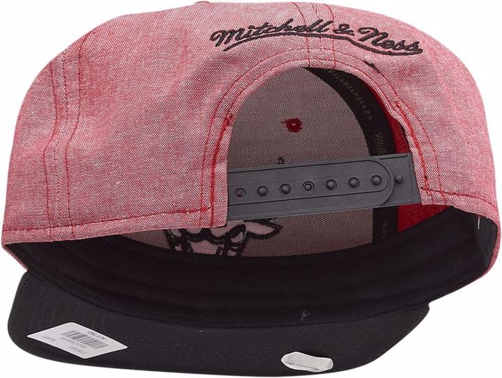 Produktbild Mitchell & Ness Strapback Isles Chicago Bulls