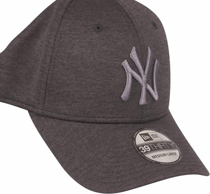 Actual product image New Era 39Thirty Shadow Tech New York Yankees (M/L)