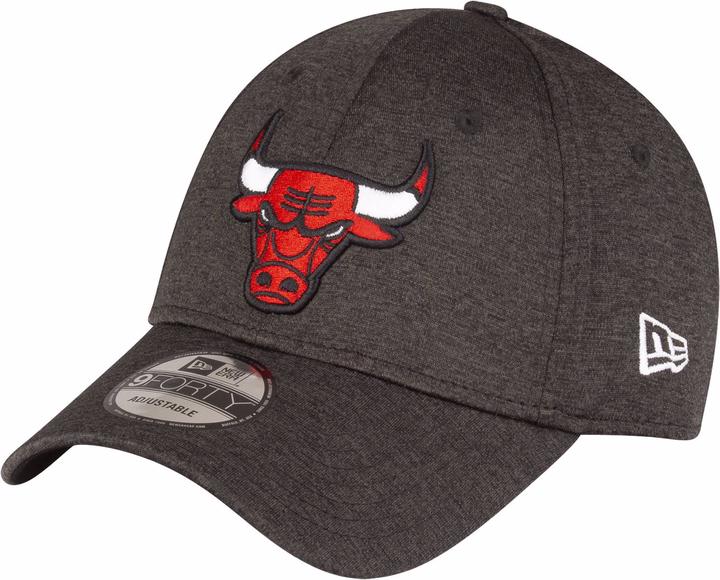 Actual product image New Era 9Forty Shadow Tech Chicago Bulls