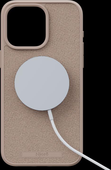 Actual product image Njord Hard Cover Fabric MagSafe Case Pink Sand (Apple iPhone 15 Pro Max)