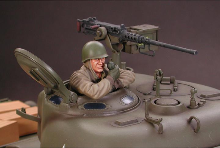 Produktbild Tamiya M4 Sherman 105mm How. (Kit)