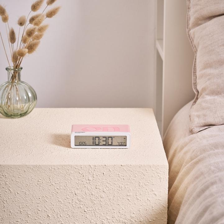Actual product image Lexon Digitalwecker Flip Classic Pantone Rose Quartz