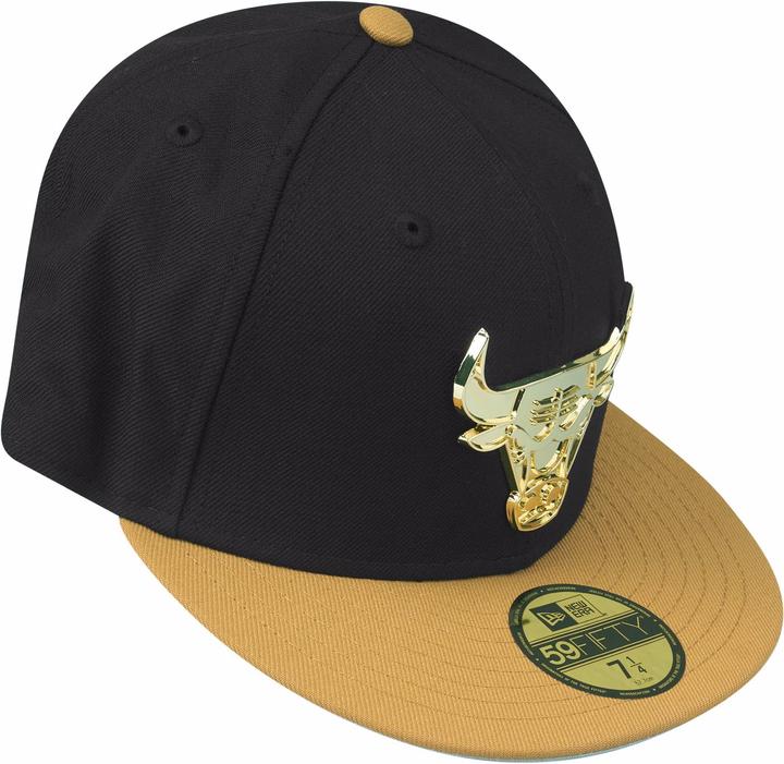 Immagine prodotto New Era 59Fifty Distintivo in metallo Chicago Bulls (8)