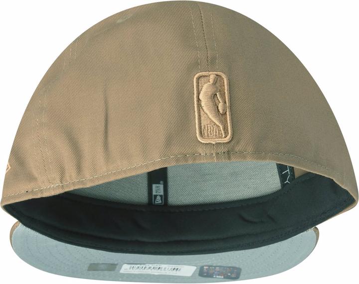 Actual product image New Era 59Fifty Toronto Raptors (7 5/8)