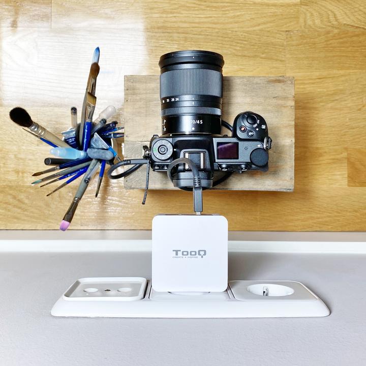 Immagine prodotto Tooq Technology TQWC-2SC03WT Caricatore per dispositivi mobili bianco per interni (48 W)