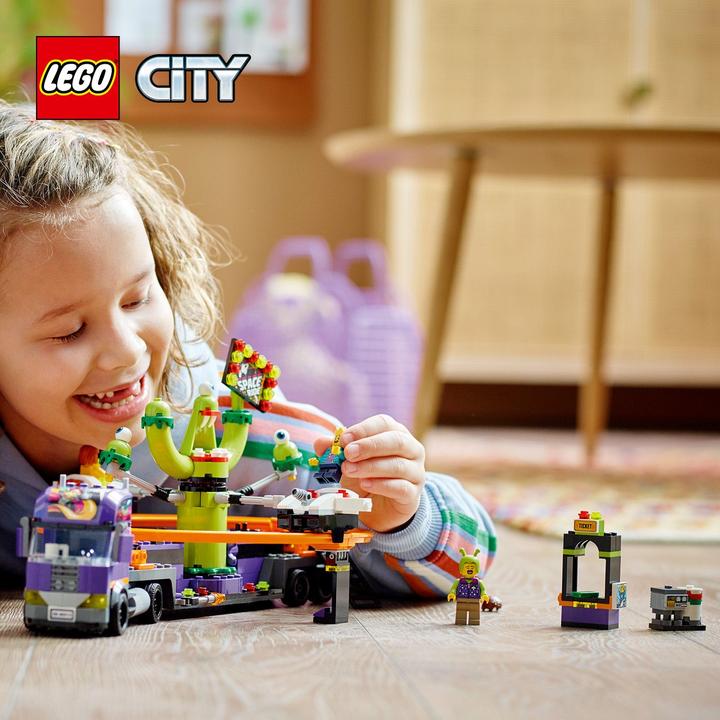 Produktbild LEGO LKW mit Weltraumkarussell (60313, LEGO City)