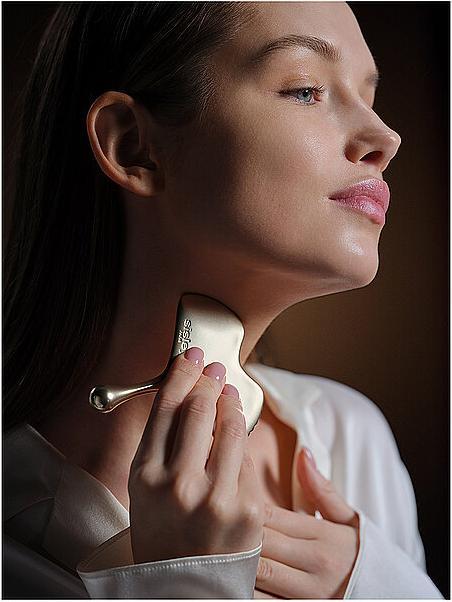 Actual product image Sisley Ginko Gua Sha