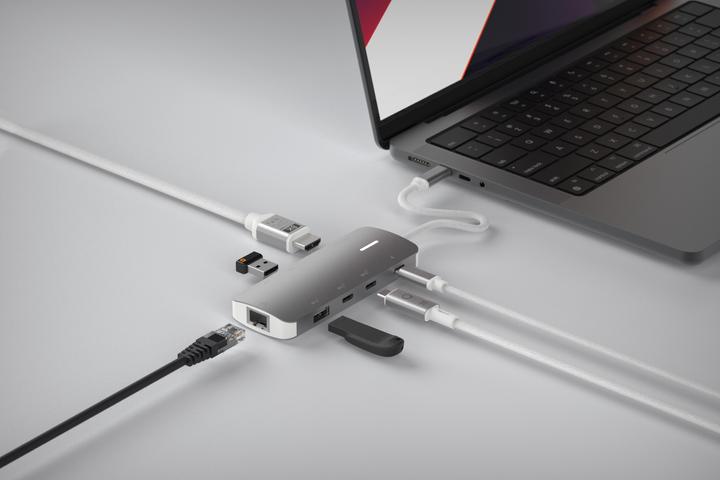 Produktbild LINQ Connects 8in1 PRO USB-C Multiport Hub 140W (USB-C, 8 Ports)