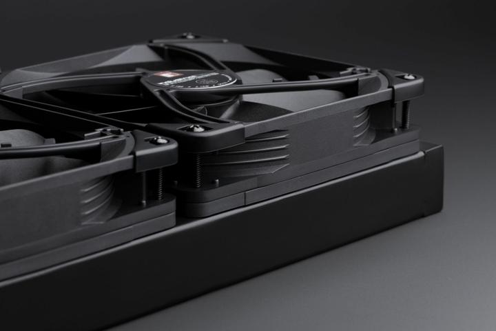 Produktbild Noctua NA-IS1-14 chromax.black Abstandhalter für 140-mm-Lüfter - 2er Set